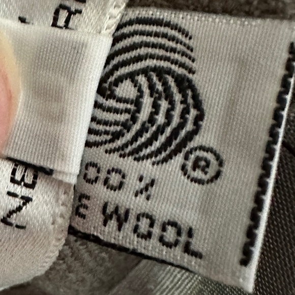 Vintage Renlyn New York 3 Piece Wool Suit Size 10 - Picture 14 of 15